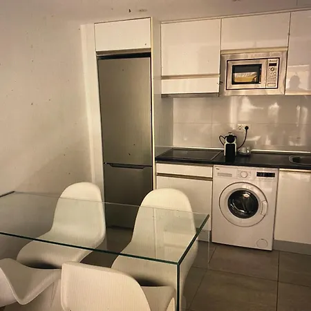 Sun And Surf קורלחו